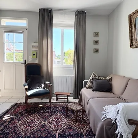 L'hermionne, Maison Pour 8 Personnes *