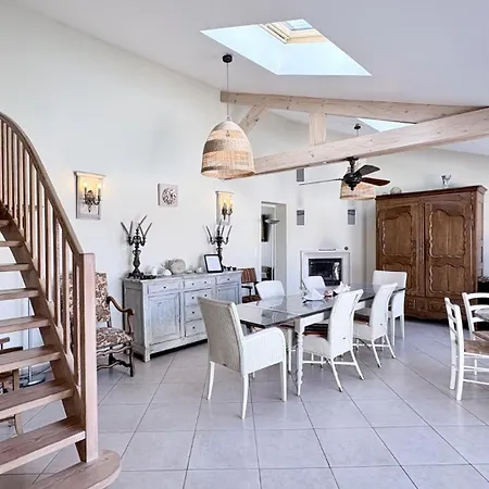 L'hermionne, Maison Pour 8 Personnes